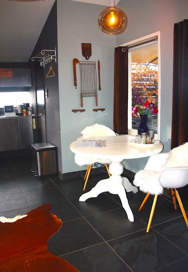 Garden House, Private Studio Apartment With Wifi And Free Parking For 1 Car Weesp Exterior foto